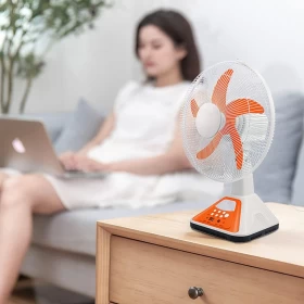 مروحة 16 بوصة قابلة للشحن بالطاقة الشمسية – متعددة الاستخدامات